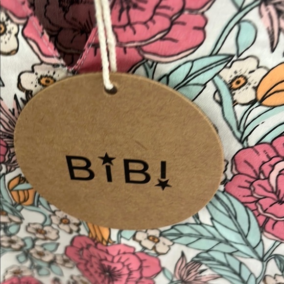 BiBi Floral Ruffled Blouse in Pink and Cream - Picture 3 of 9